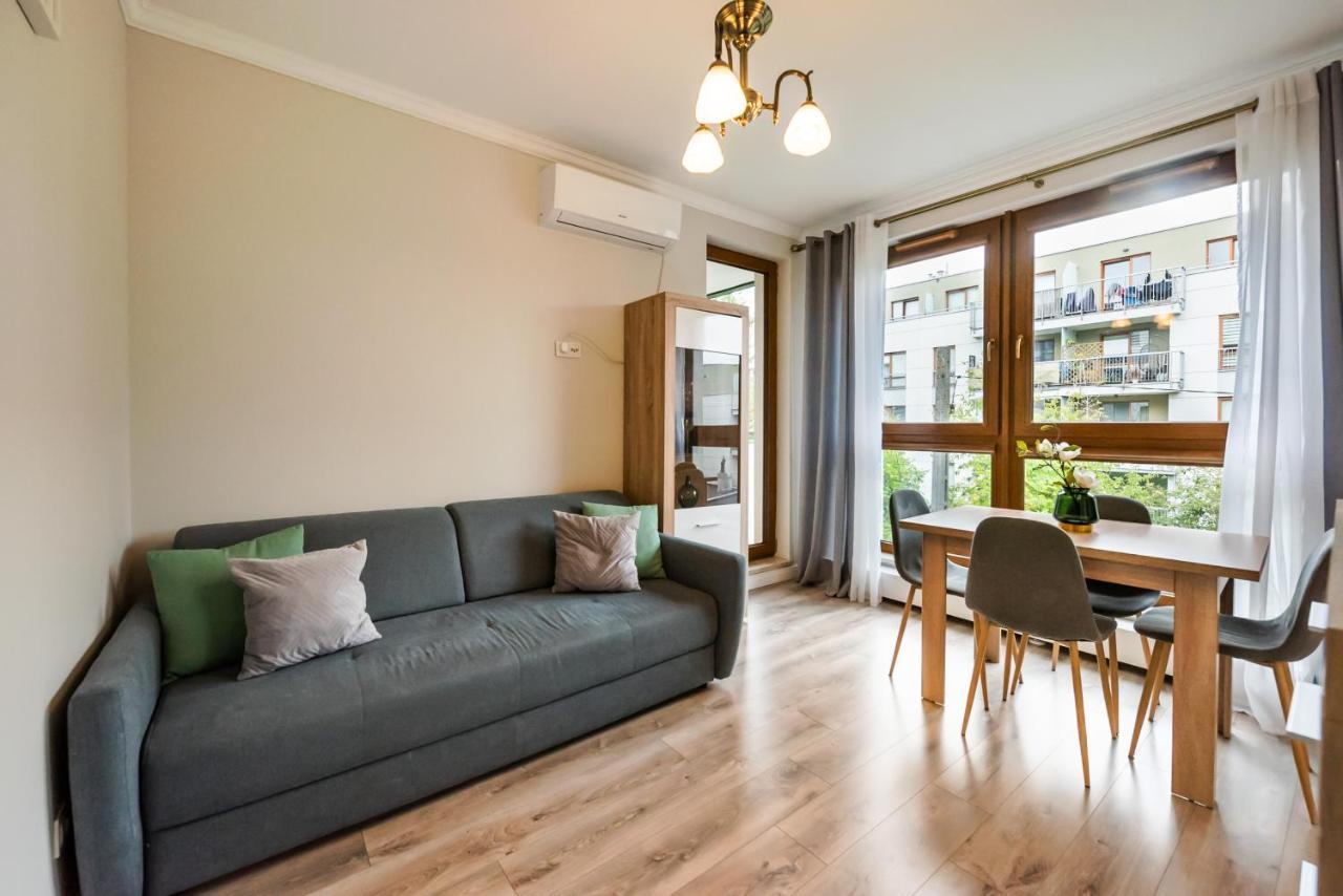 Prestige Verdant Apartment 바르샤바 외부 사진