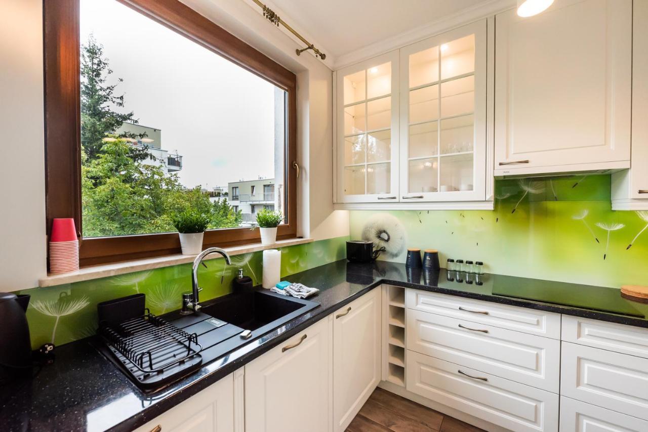 Prestige Verdant Apartment 바르샤바 외부 사진