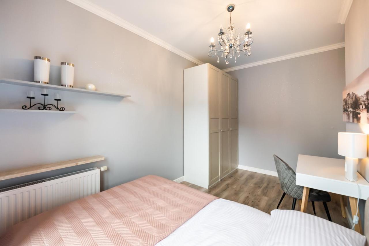 Prestige Verdant Apartment 바르샤바 외부 사진
